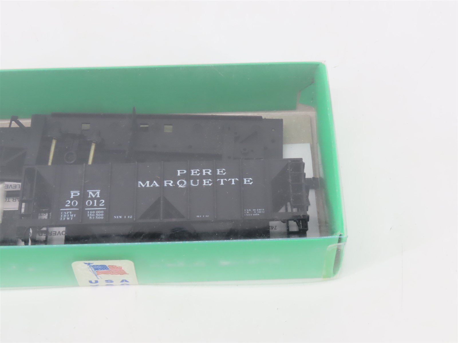 HO Scale Bowser Kit 55633 PM Pere Marquette 2-Bay Covered Hopper #20012 - SEALED