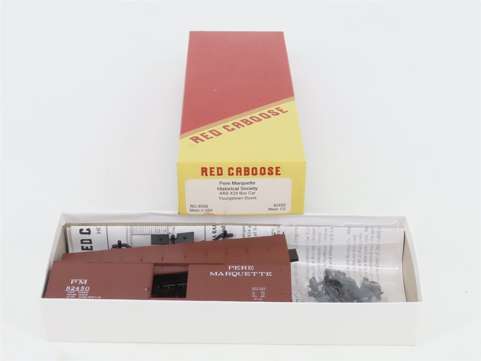 HO Scale Red Caboose Kit RC-9556 PM Pere Marquette ARA X29 Box Car #82450