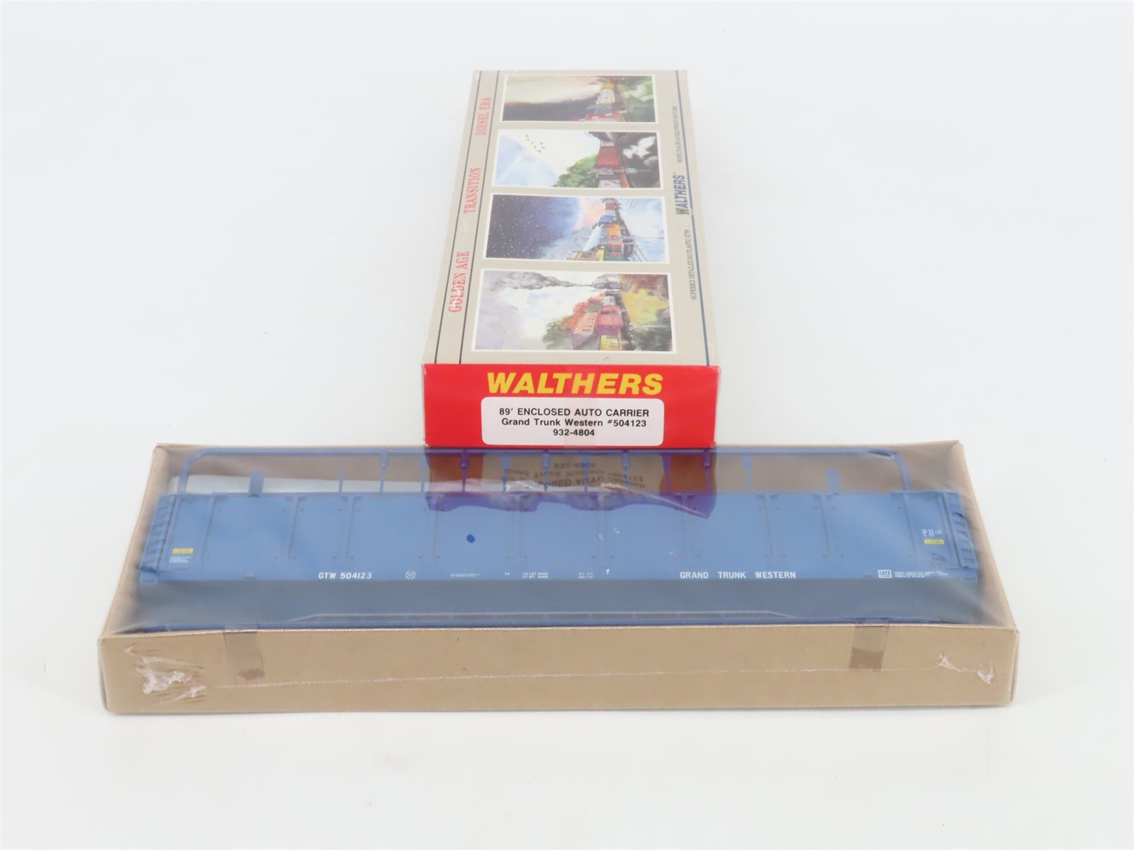 HO Walthers Kit 932-4804 GTW Grand Trunk Western 89' Enclosed Auto Carrier