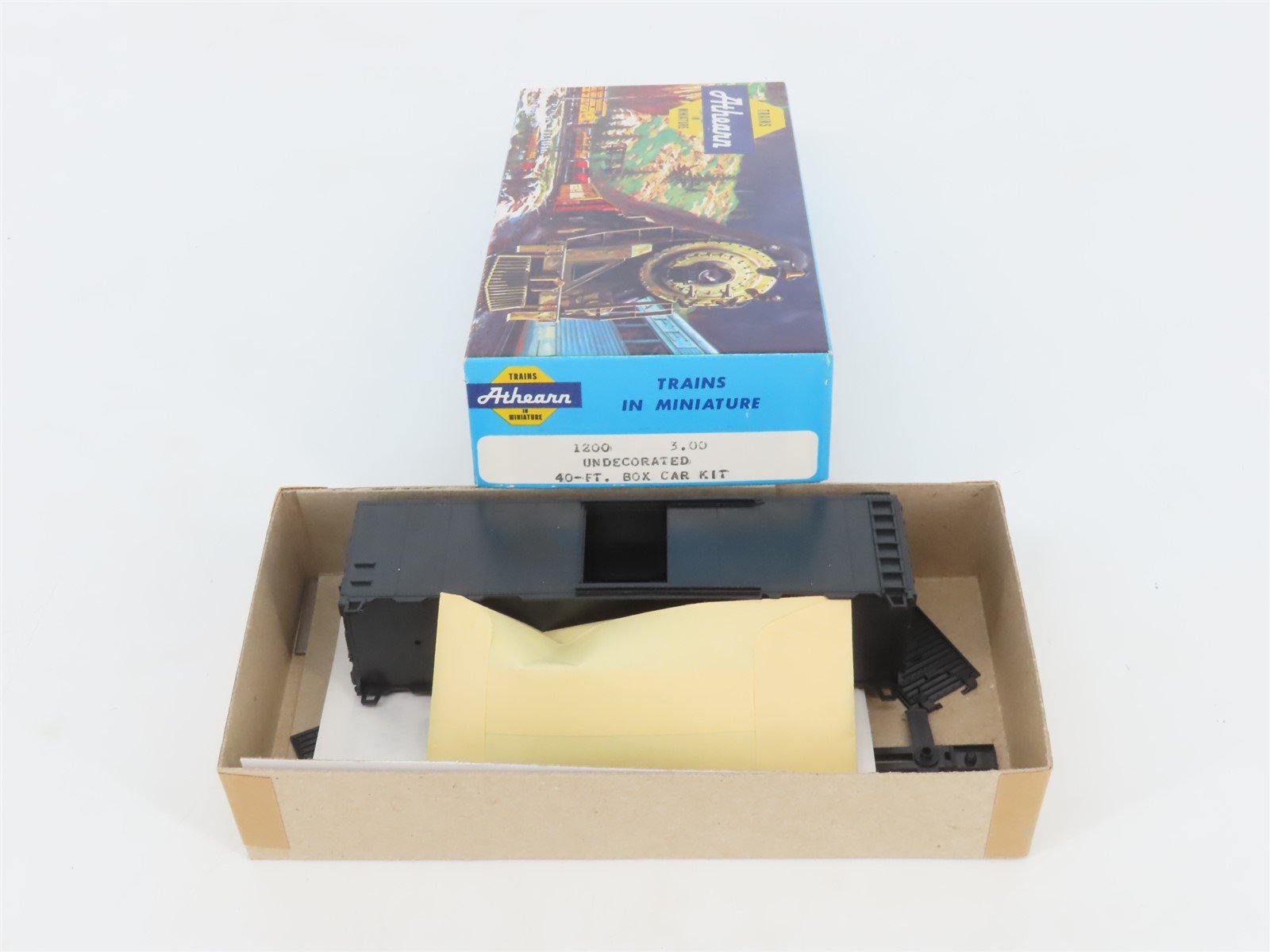 HO Scale Athearn Kit 1200 Undecorated 40' Box Car