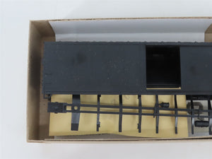 HO Scale Athearn Kit 5050 Undecorated Black 50' Single Door Box Car
