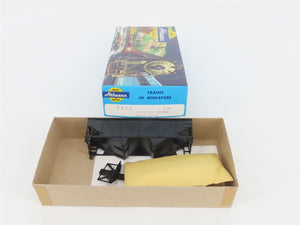 HO Scale Athearn Kit 5420 Undecorated 34' 2-Bay Composite Side Open Hopper