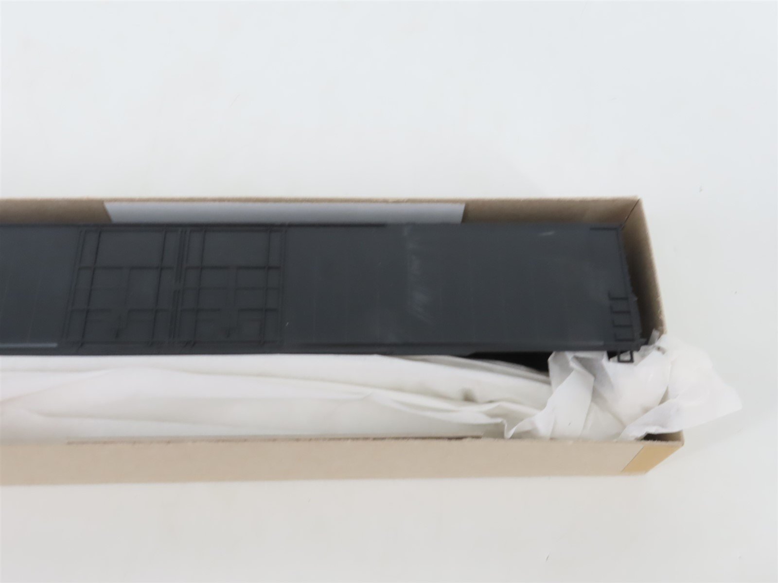 HO Scale Athearn Kit 1974 Undecorated Black 86' Hi-Cube 4-Door Box Car