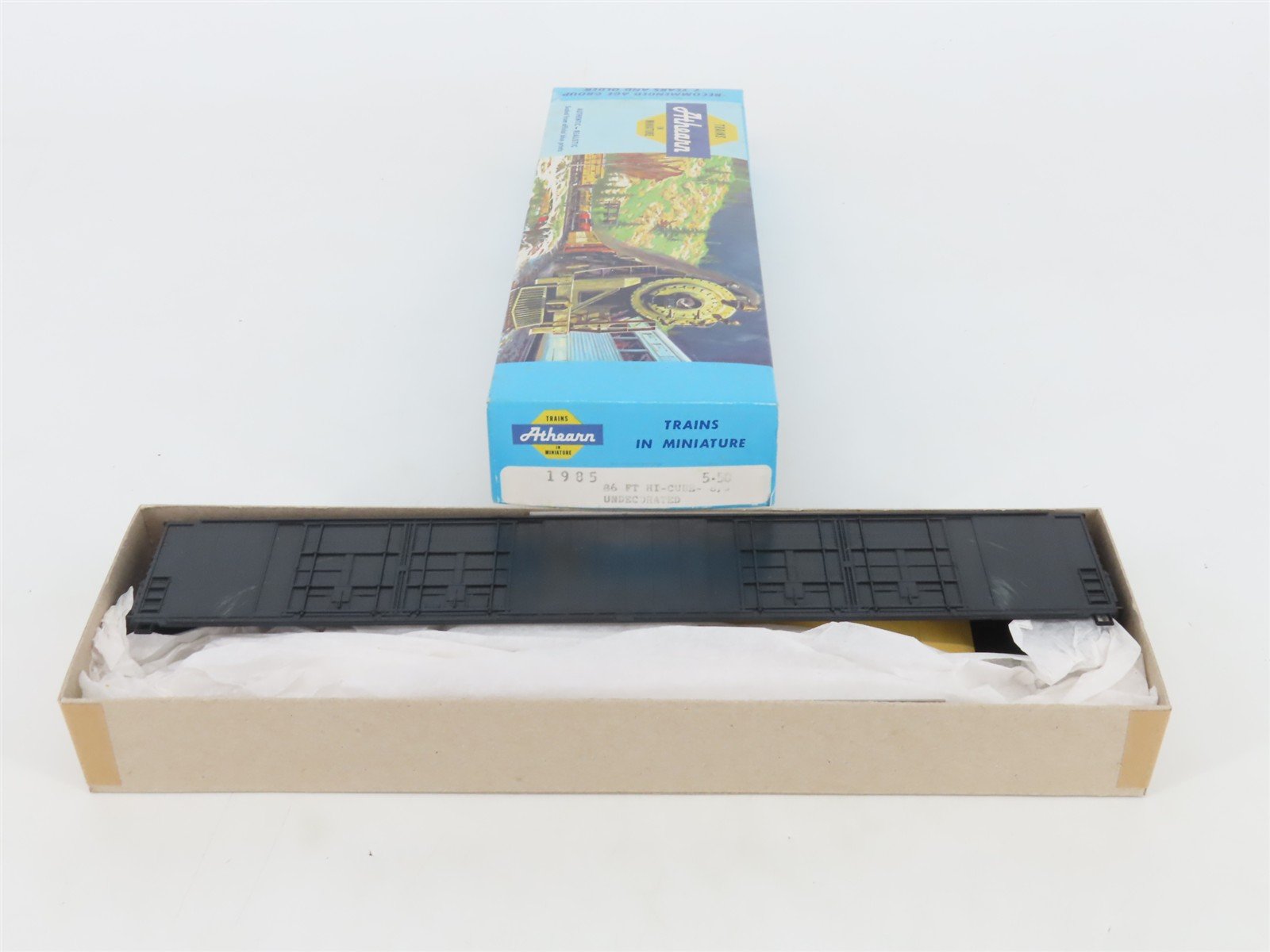 HO Scale Athearn Kit 1985 Undecorated Black 86' Hi-Cube 8-Door Box Car