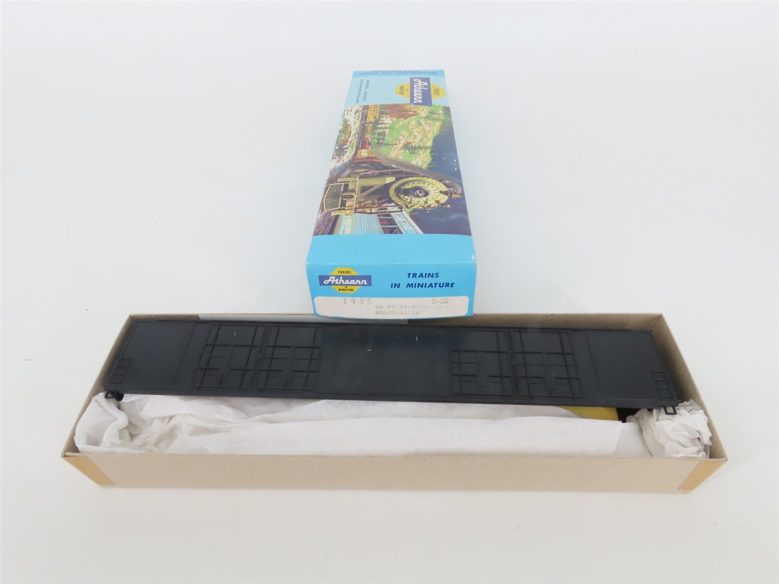 HO Scale Athearn Kit 1985 Undecorated Black 86' Hi-Cube 8-Door Box Car