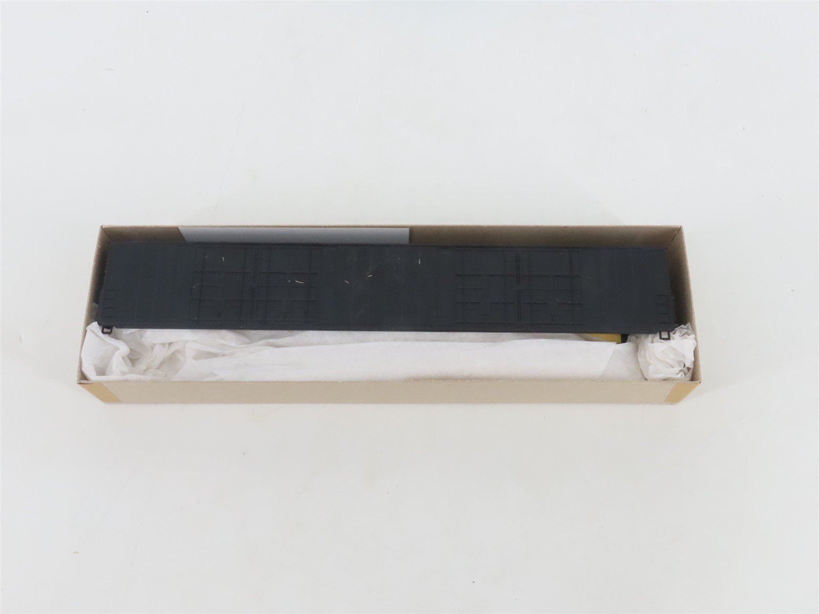 HO Scale Athearn Kit 1985 Undecorated Black 86' Hi-Cube 8-Door Box Car