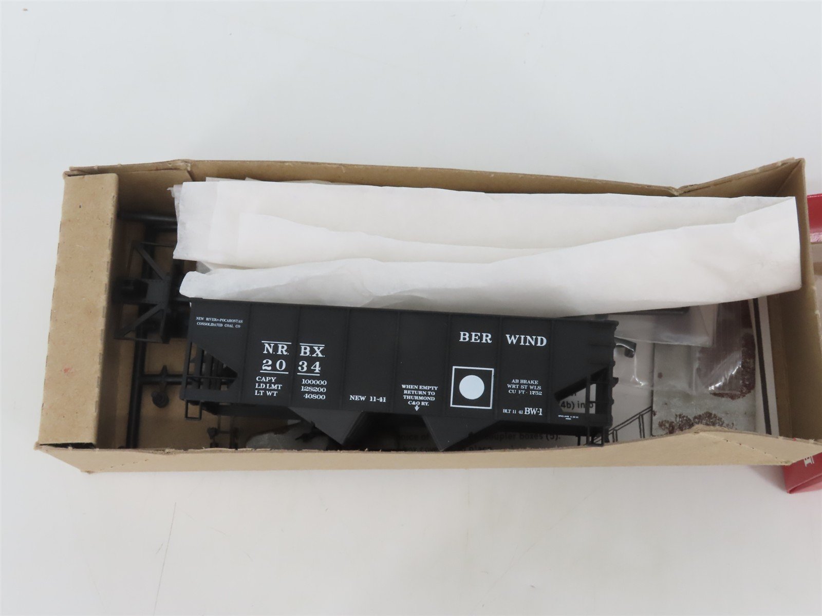 HO Scale Branchline Kit NRBX Berwind USRA 55-Ton 2-Bay Open Hopper #2034