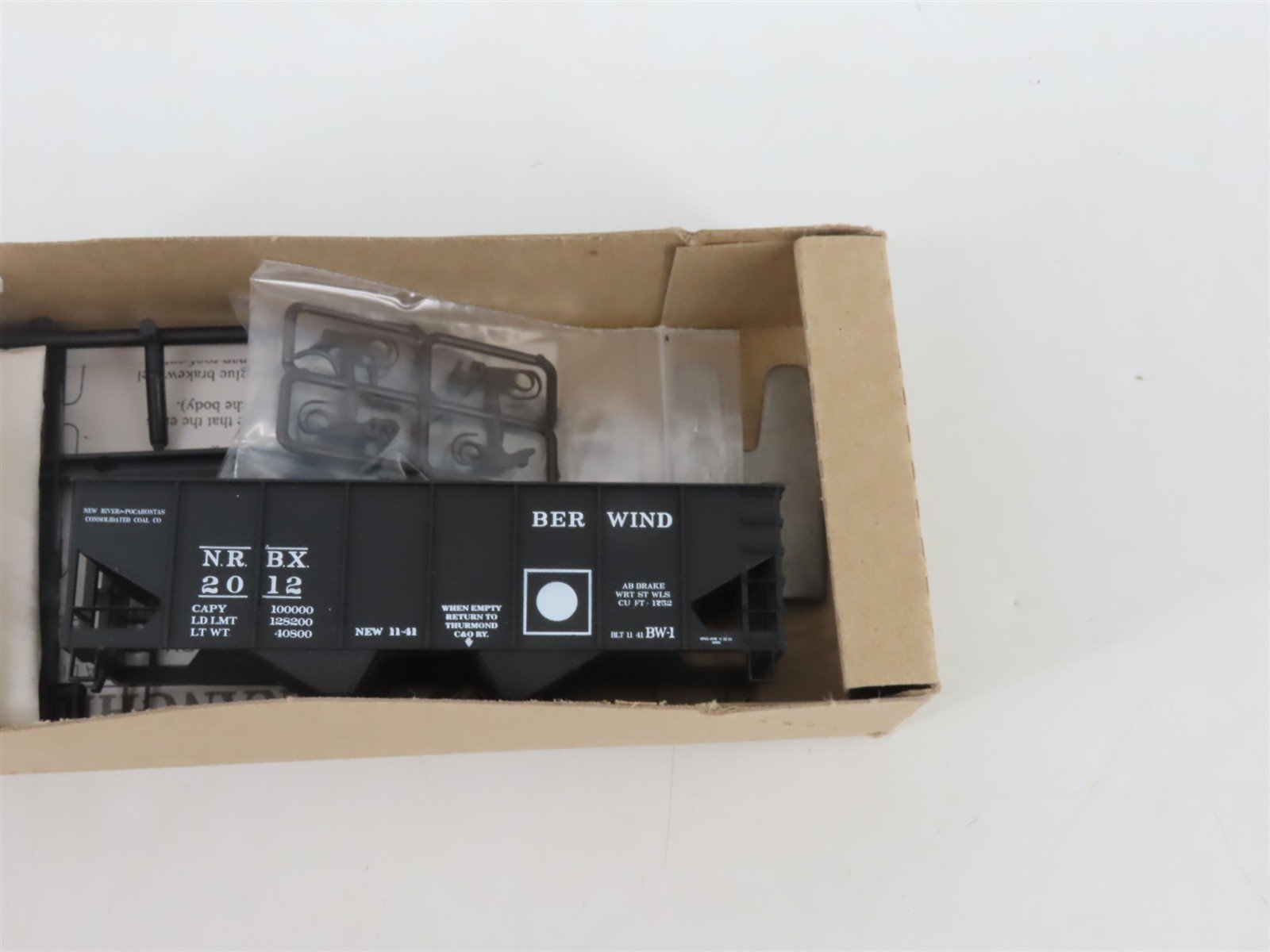 HO Scale Branchline Kit NRBX Berwind USRA 55-Ton 2-Bay Open Hopper #2012