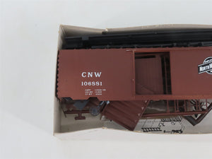 HO Scale McKean Models Master Series Kit 702 CNW 40' PS-1 Box Car #106881