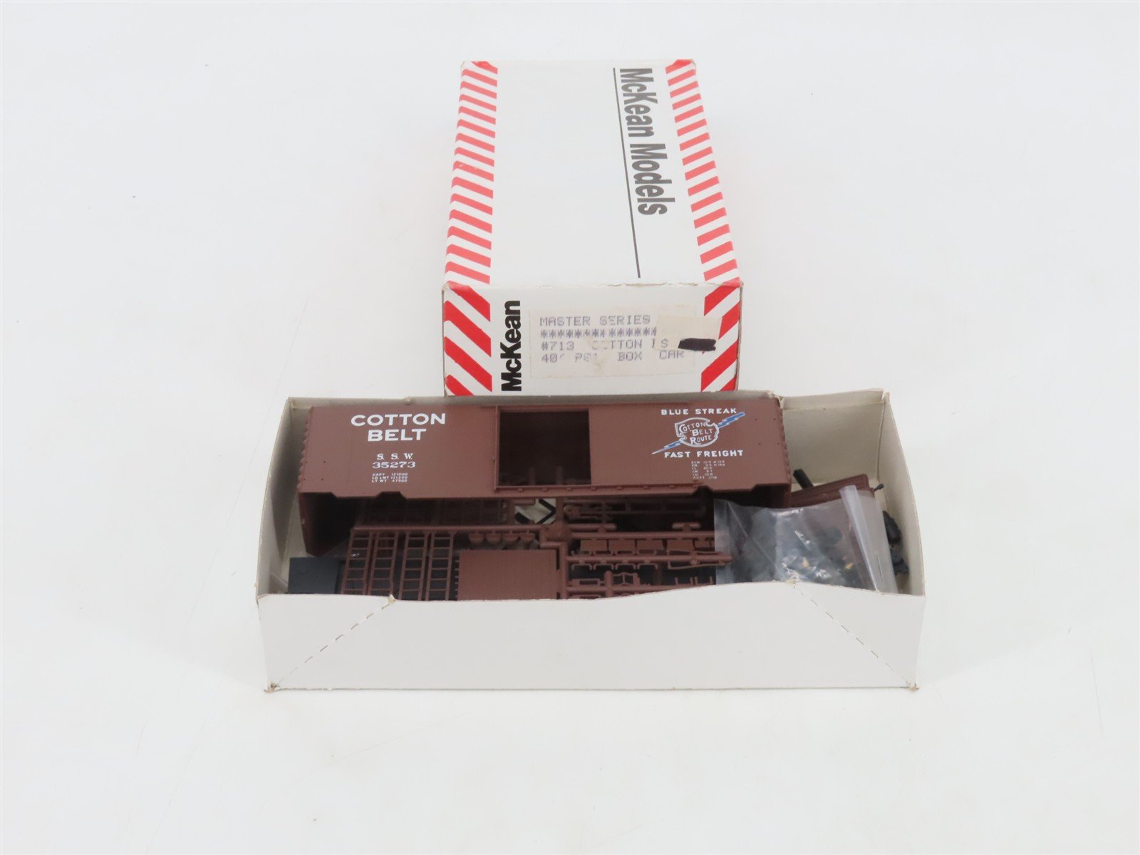 HO McKean Models Master Series Kit 713 SSW Cotton Belt Blue Streak Boxcar #35273