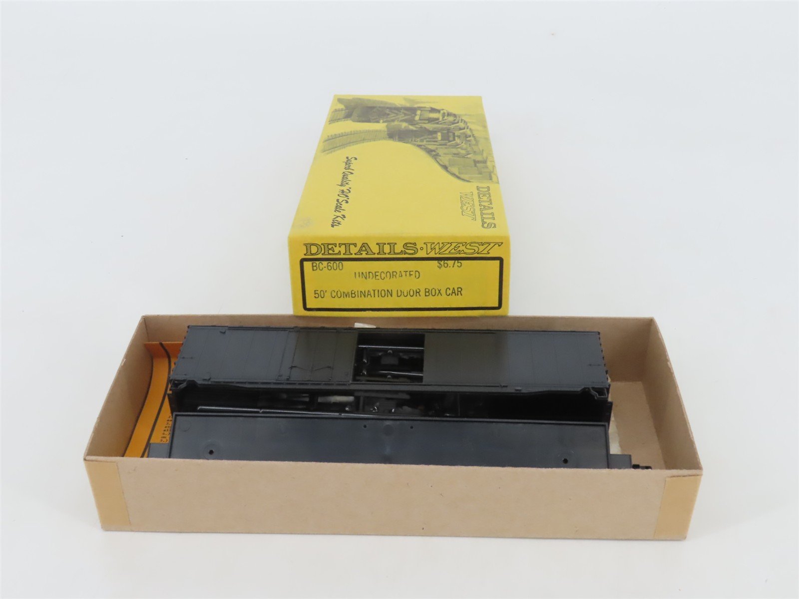 HO Scale Details West Kit BC-600 Undecorated 50' Combination Door Box Car