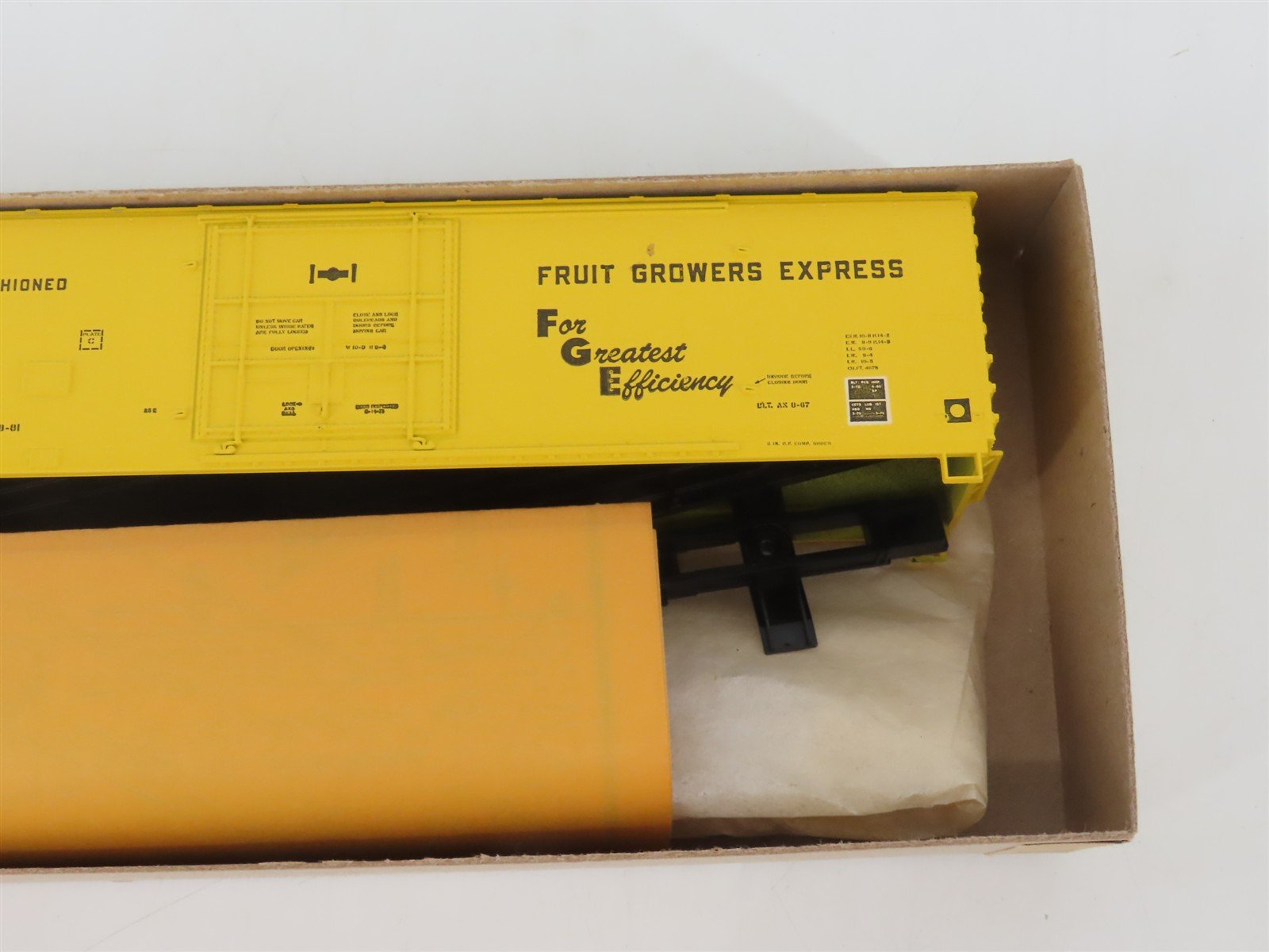 HO Scale Details West Kit BC-703 L&N Fruit Growers Express 50' Box Car #300308
