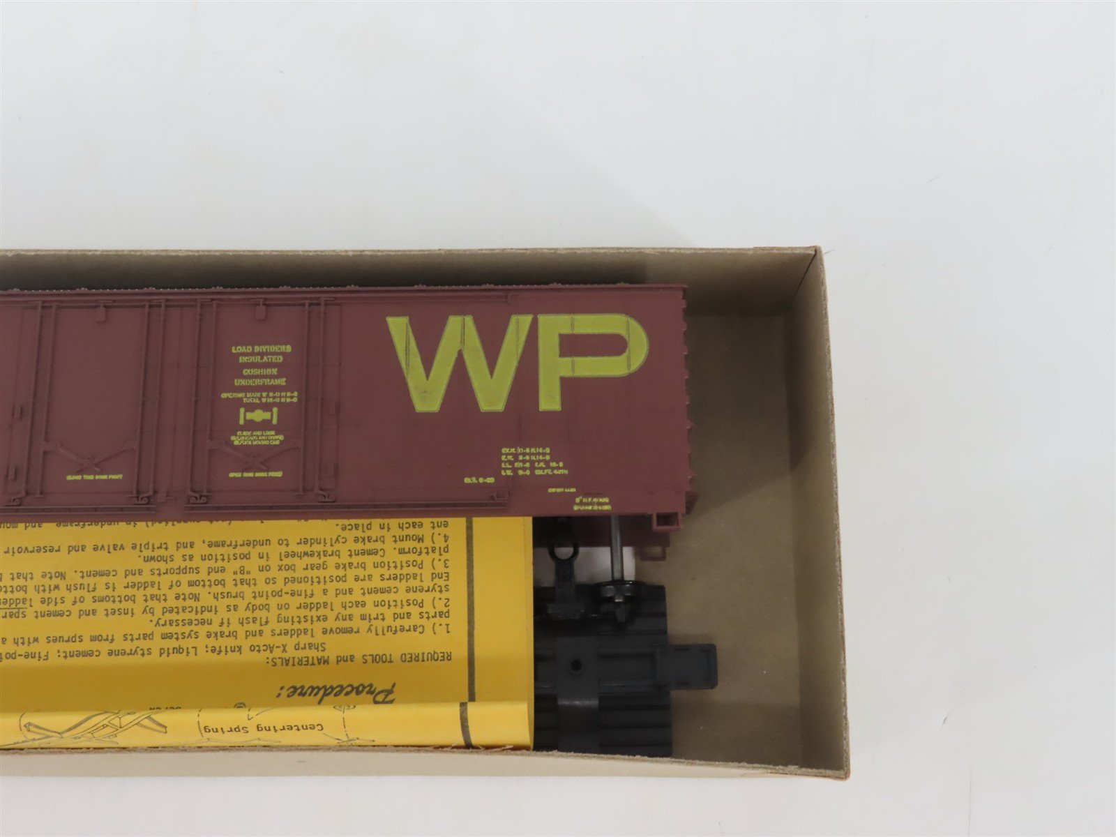 HO Scale Details West Kit BC-512 WP Western Pacific 50' Plug Door Box Car #62035