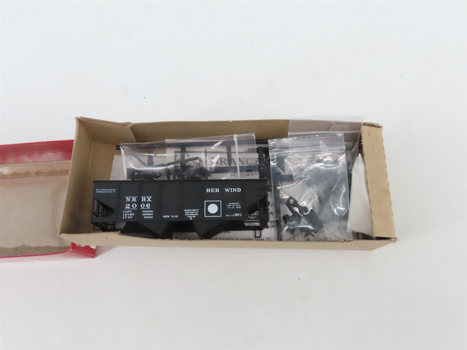 HO Scale Branchline Kit NRBX New River Berwind 2-Bay Open Hopper #2006