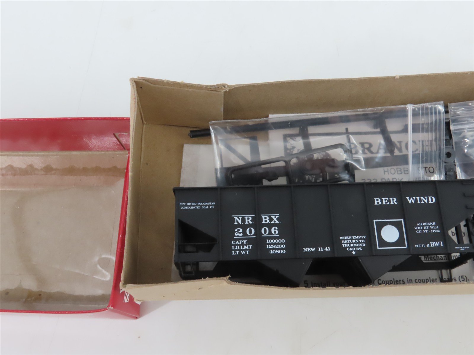 HO Scale Branchline Kit NRBX New River Berwind 2-Bay Open Hopper #2006