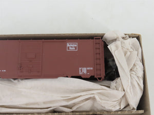 HO Scale Accurail Kit 3304 CB&Q, C&S, FW&D Burlington Route Box Cars 3-Pack