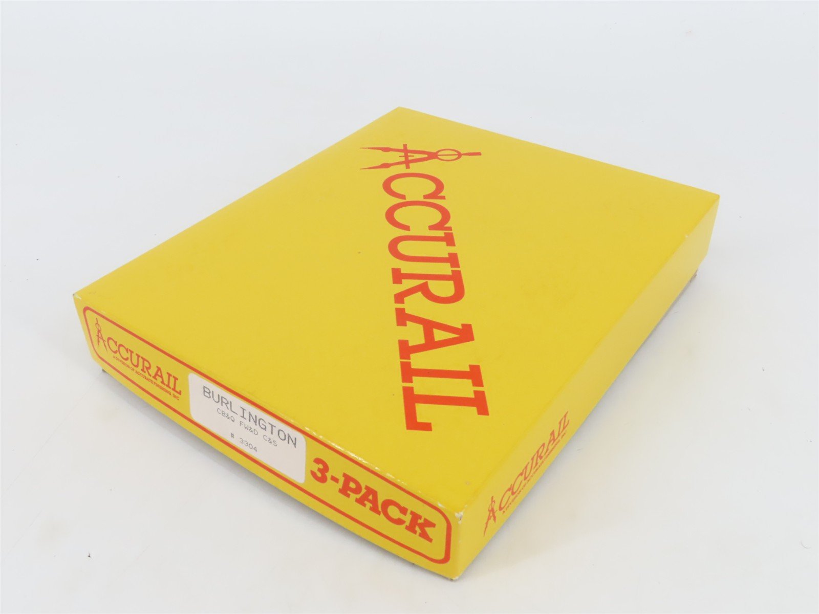 HO Scale Accurail Kit 3304 CB&Q, C&S, FW&D Burlington Route Box Cars 3-Pack