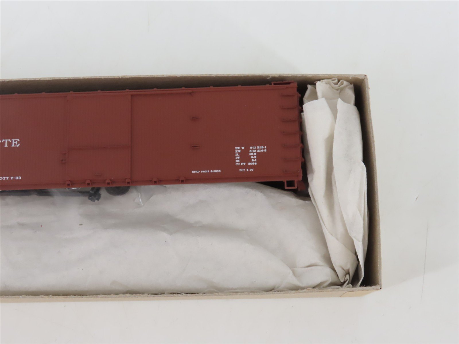 HO Scale Accurail PMHS Custom Run Kit B-111 PM Pere Marquette 40' Box Car #81808