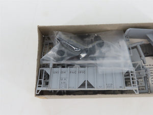 HO Scale E&B Valley/Walthers Kit 18-5014 UP Union Pacific 2-Bay Hopper #576