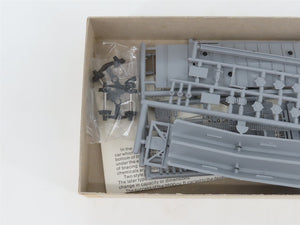 HO Scale Eastern Car Works Kit 2600 Undecorated Airslide Covered Hopper