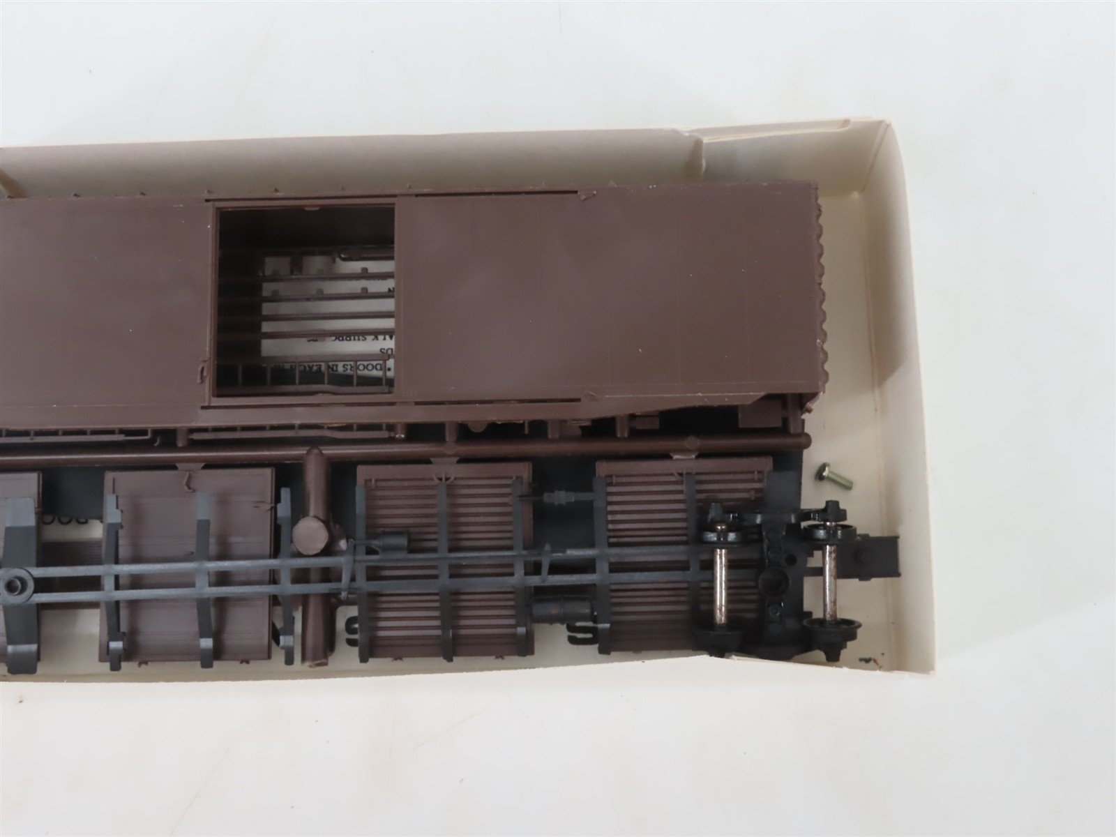 HO Scale Robin's Rails Kit 5300 Undecorated Brown PS-1 50' Single Door Box Car