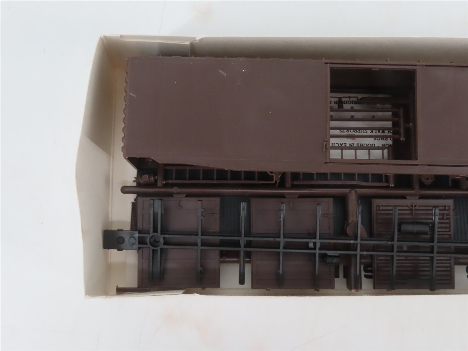 HO Scale Robin's Rails Kit 5300 Undecorated Brown PS-1 50' Single Door Box Car