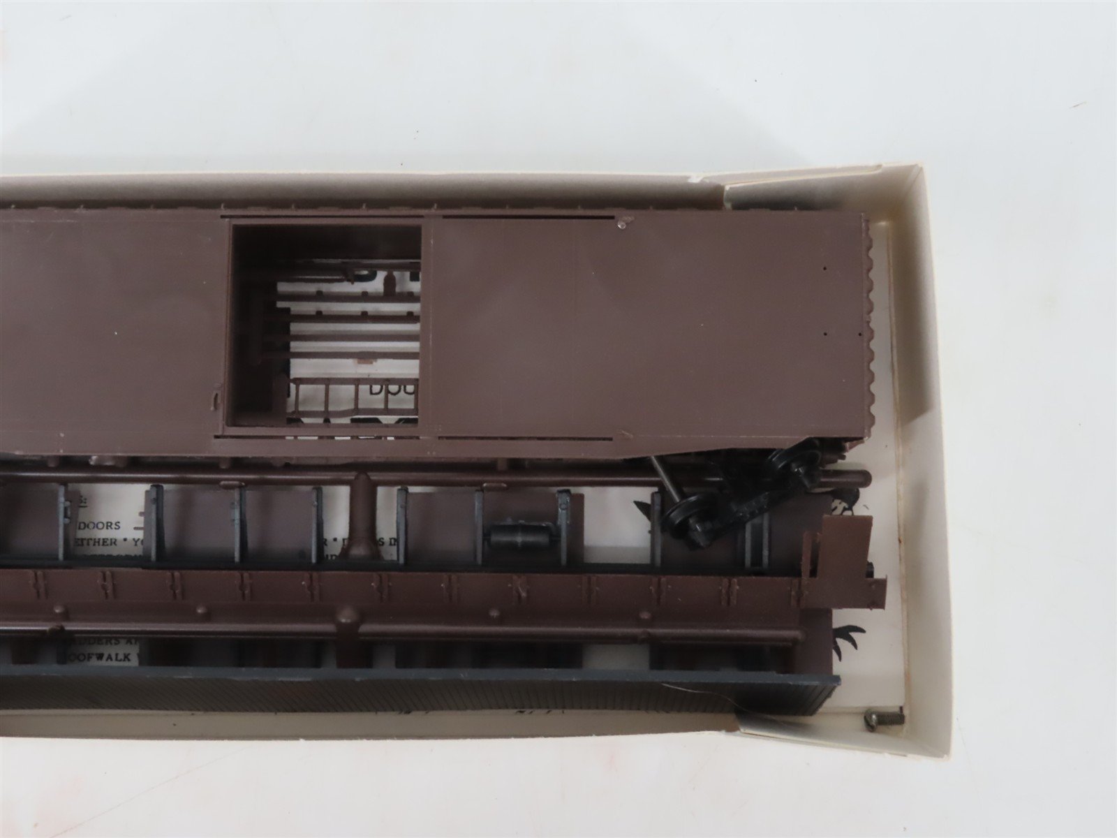 HO Scale Robin's Rails Kit 5300 Undecorated Brown PS-1 50' Single Door Box Car