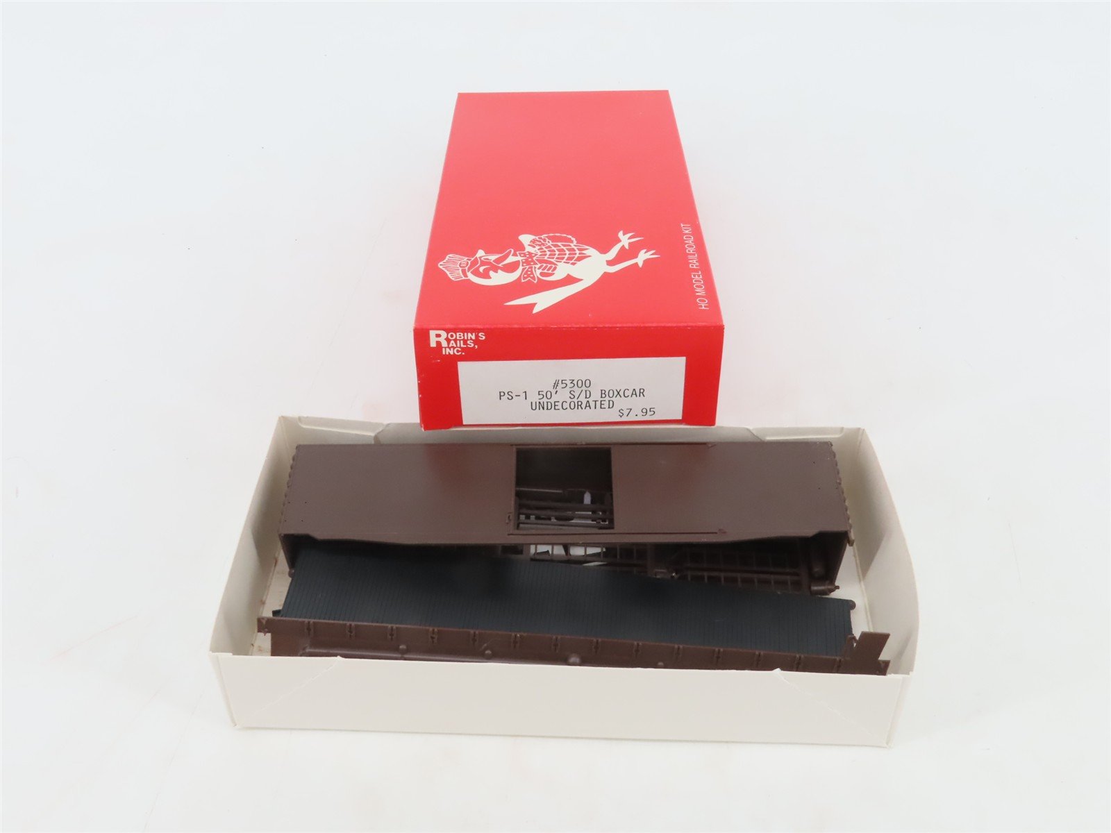 HO Scale Robin's Rails Kit 5300 Undecorated Brown PS-1 50' Single Door Box Car