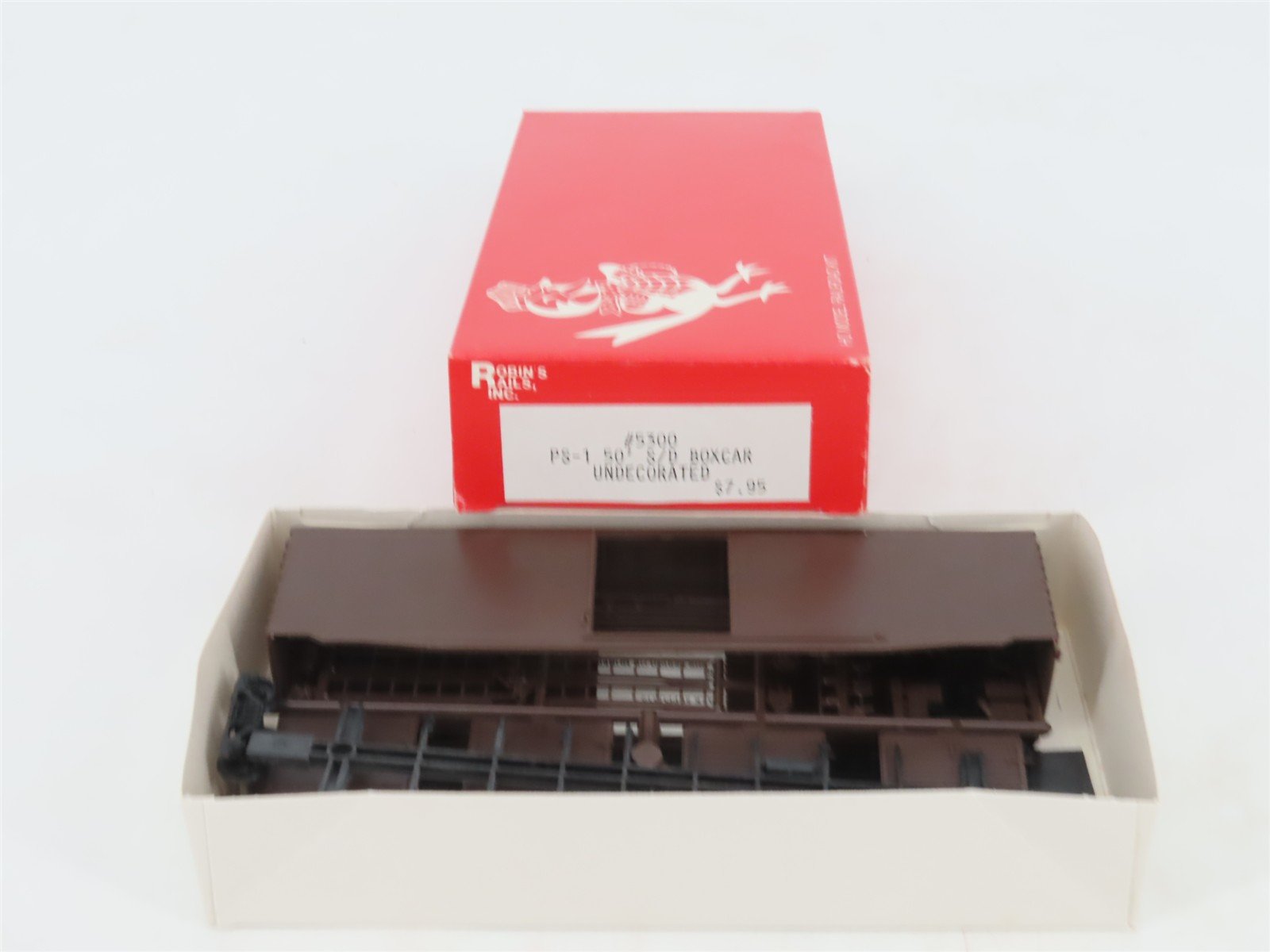 HO Scale Robin's Rails Kit 5300 Undecorated Brown PS-1 50' Single Door Box Car