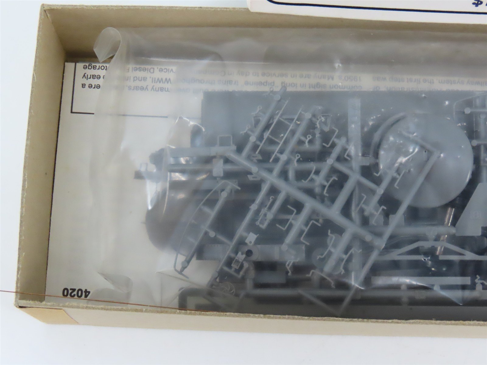 HO Scale Gould Company 4020 USRA/ARAIII 10k Gallon Tank Car Kit