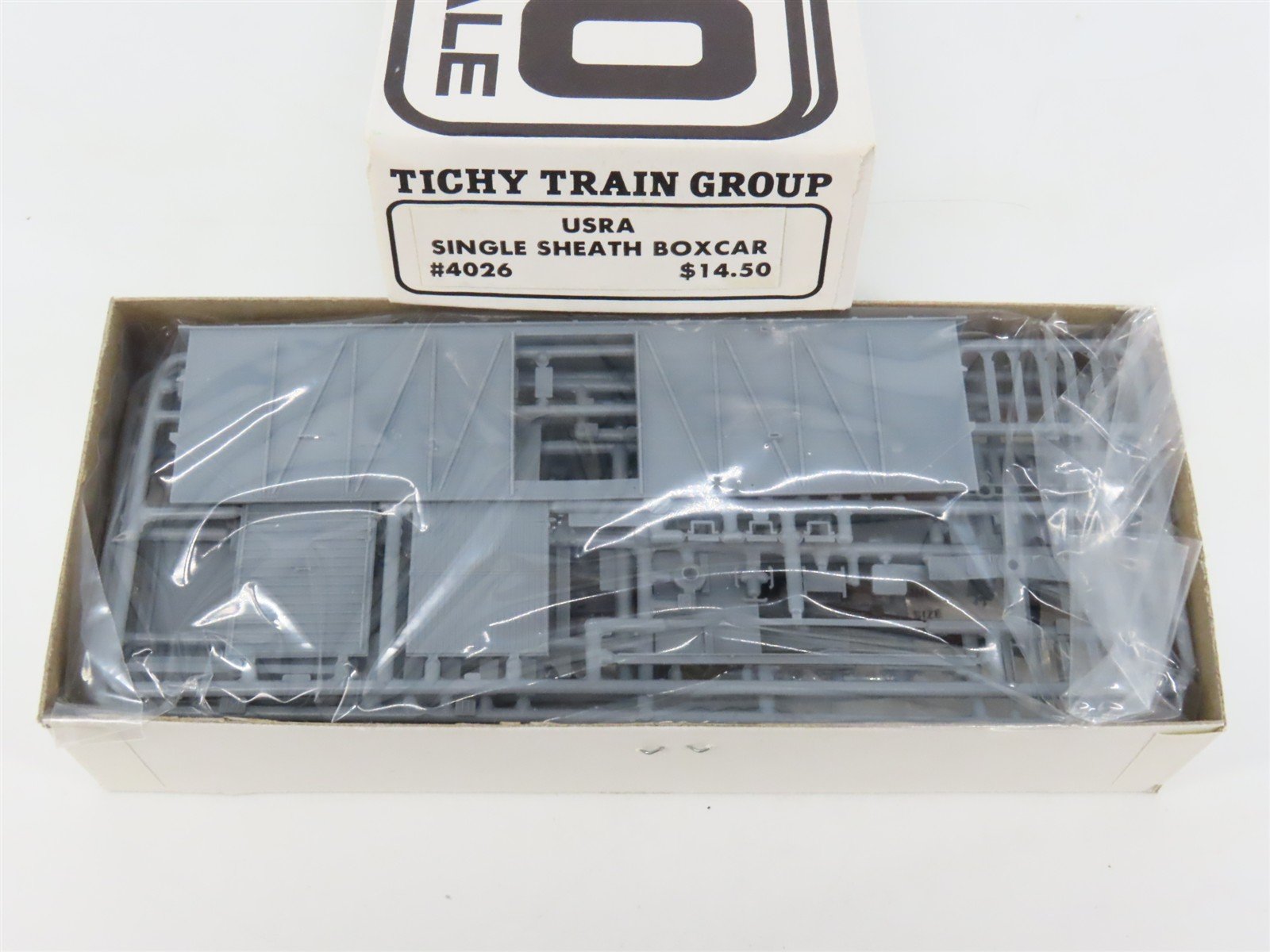 HO Scale Tichy 4026 Undecorated USRA Single Sheath Boxcar Kit