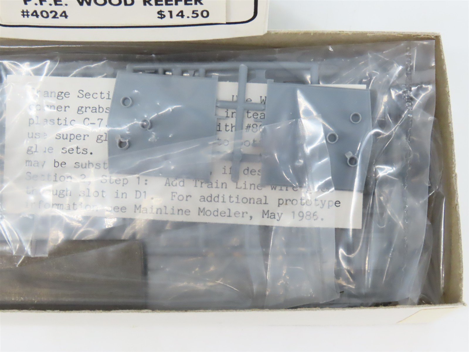 HO Scale Tichy 4024 Undecorated Class R-40-4 PFE Wood Reefer Car Kit