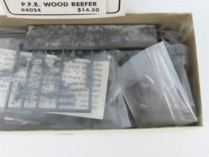 HO Scale Tichy 4024 Undecorated Class R-40-4 PFE Wood Reefer Car Kit