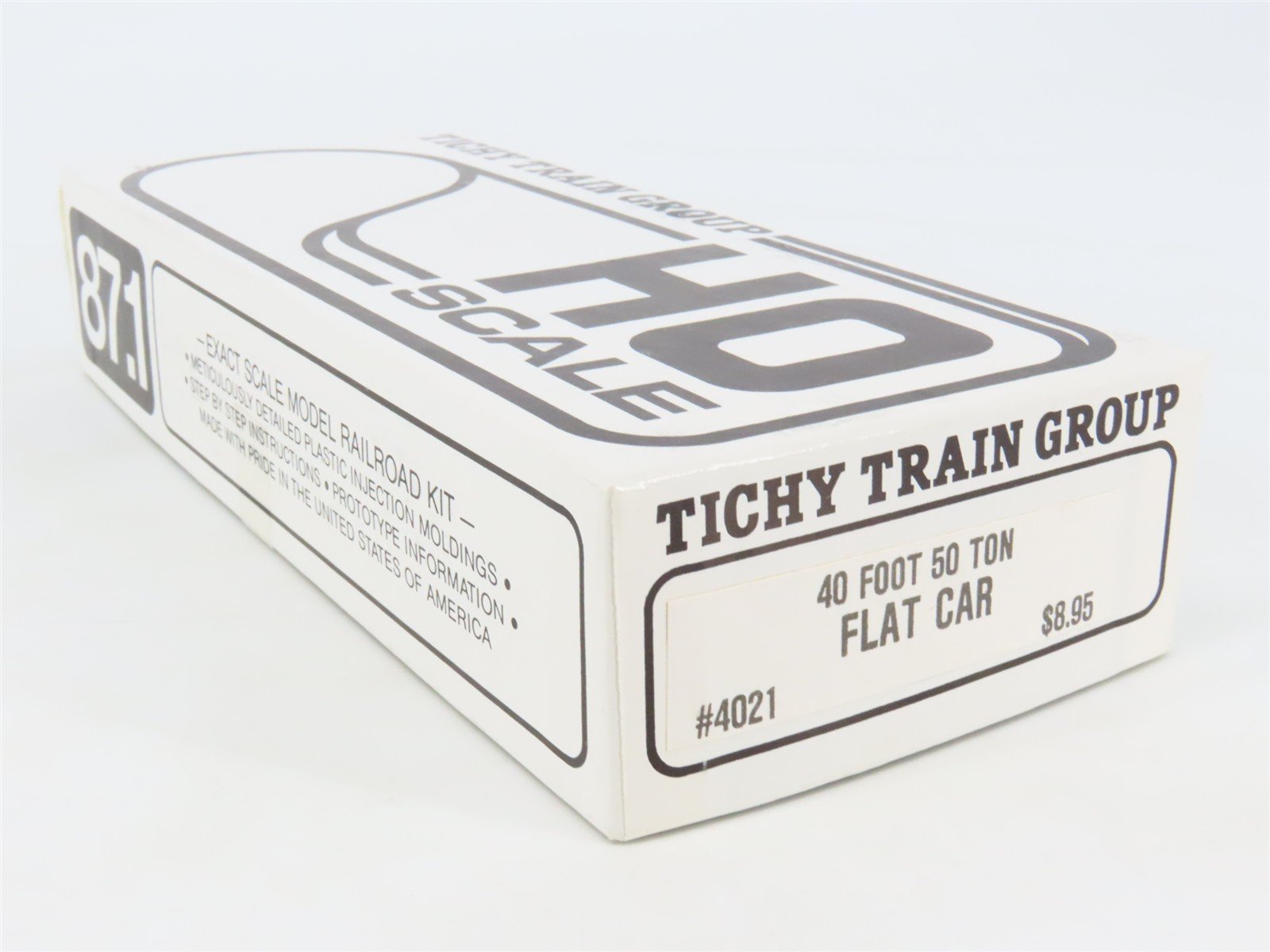 HO Scale Tichy 4021 Undecorated 40' 50-Ton Flatcar Kit