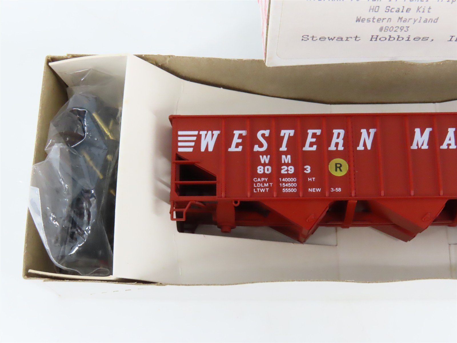 HO Scale Stewart 10003 WM Western Maryland 70-Ton 3-Bay Hopper Car #80293 Kit