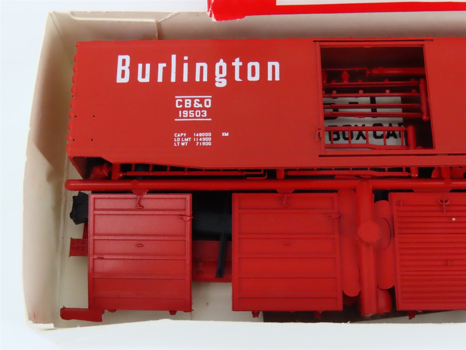 HO Scale Bev-Bel/Robins 9974-1 CBQ Burlington 50' PS-1 Boxcar #19503 Kit