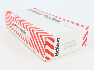 HO Scale McKean Master Series 700 Undecorated 40' PS-1 Boxcar Kit