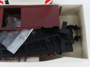 HO Scale McKean Master Series 700 Undecorated 40' PS-1 Boxcar Kit