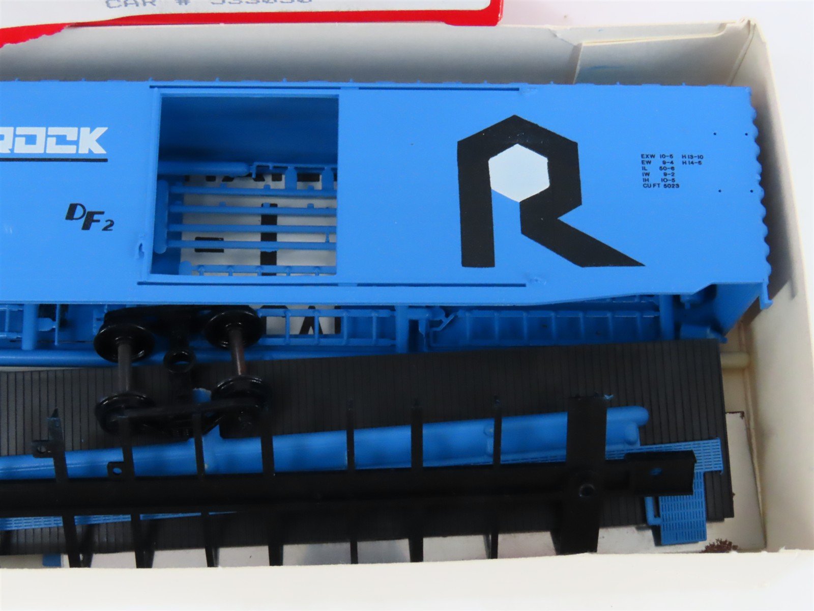 HO Scale Bev-Bel/Robins 9933-1 RI Rock Island 50' PS-1 Boxcar #533030 Kit