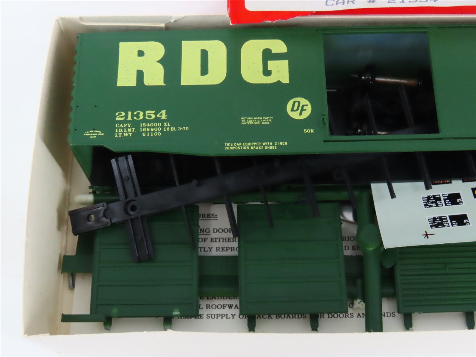 HO Scale Bev-Bel/Robins 9332-2 RDG Reading 50' PS-1 Boxcar #21354 Kit
