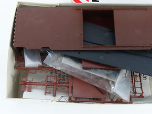 HO Scale McKean Master Series 700 Undecorated 40' PS-1 Boxcar Kit
