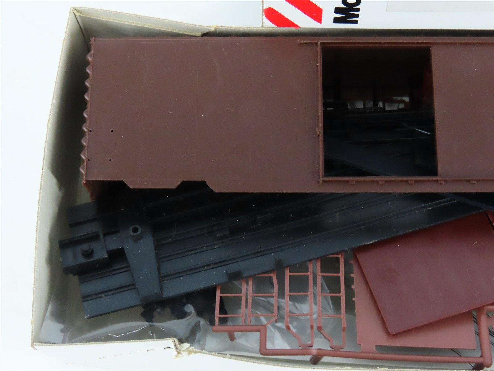 HO Scale McKean Master Series 700 Undecorated 40' PS-1 Boxcar Kit