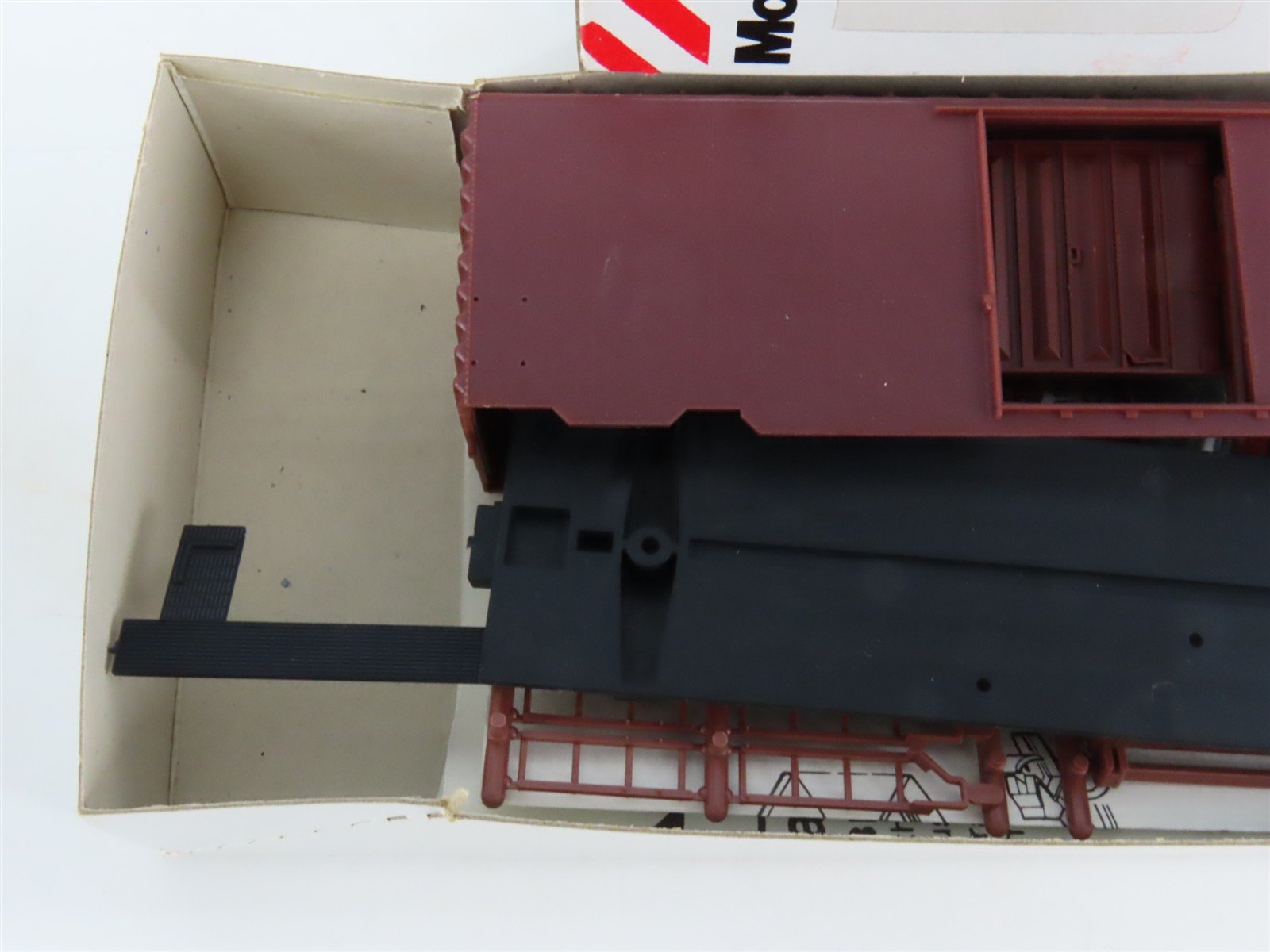 HO Scale McKean Master Series 700 Undecorated 40' PS-1 Boxcar Kit