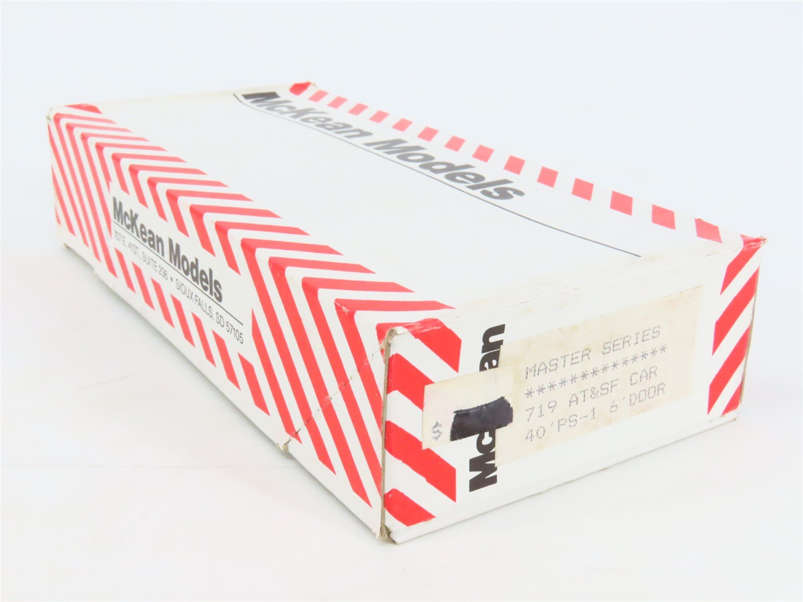 HO Scale McKean Models 719 ATSF Santa Fe 40' PS-1 Boxcar #146275 Kit