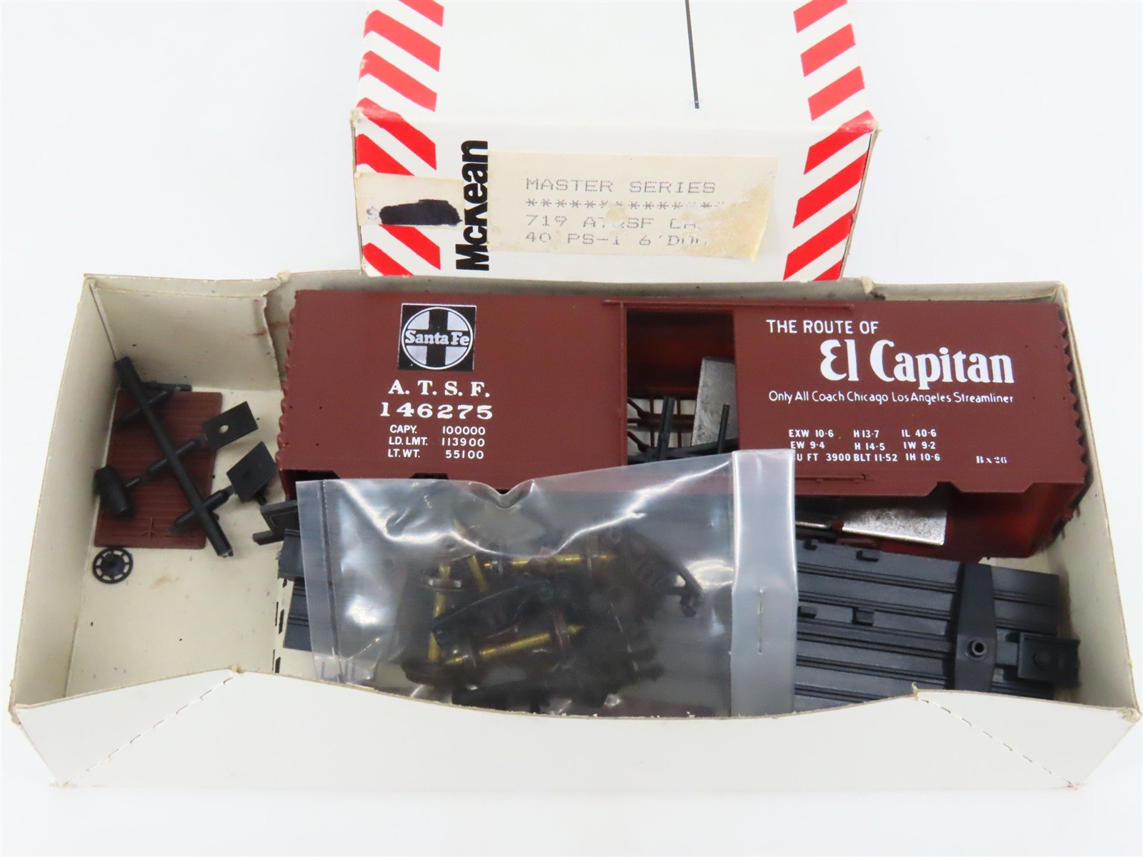 HO Scale McKean Models 719 ATSF Santa Fe 40' PS-1 Boxcar #146275 Kit