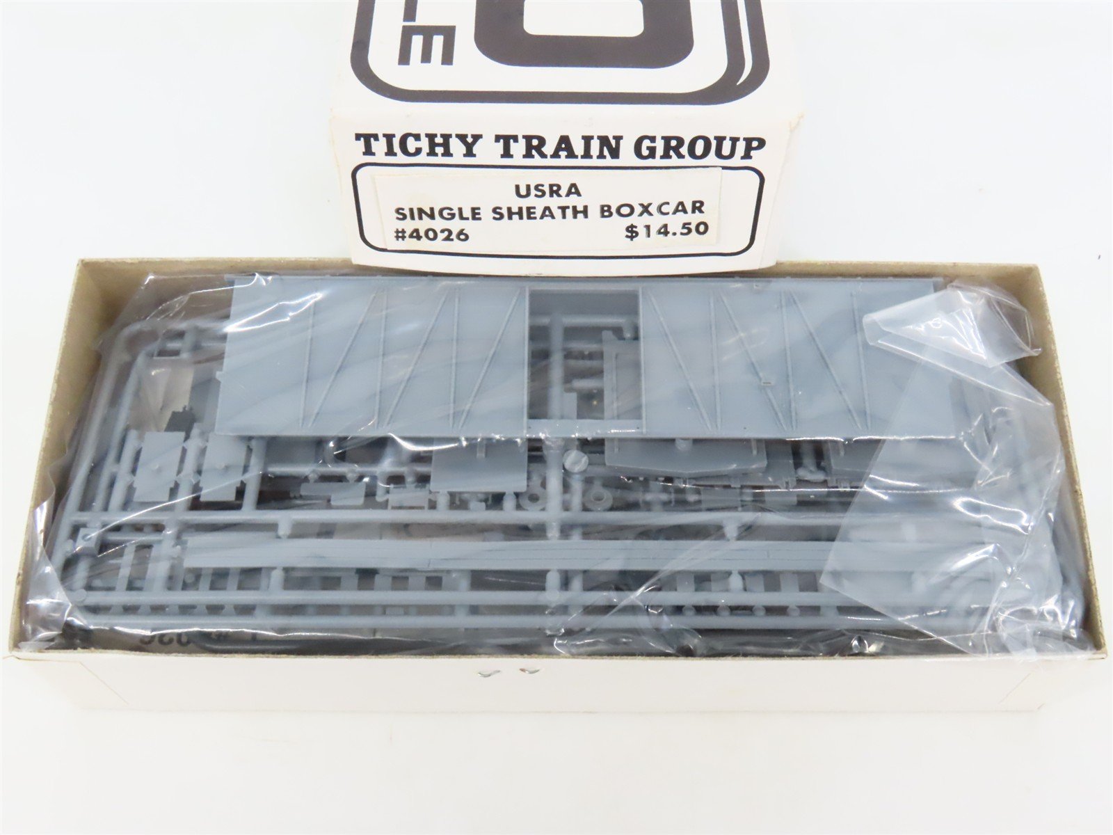HO Scale Tichy 4026 Undecorated USRA Single Sheath Boxcar Kit