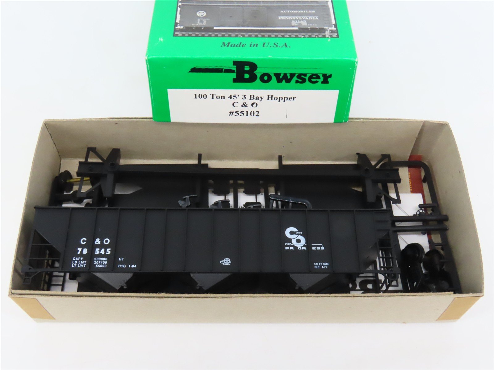 HO Scale Bowser 55102 C&O Chesapeake & Ohio 45' 3-Bay Hopper Car #78545 Kit