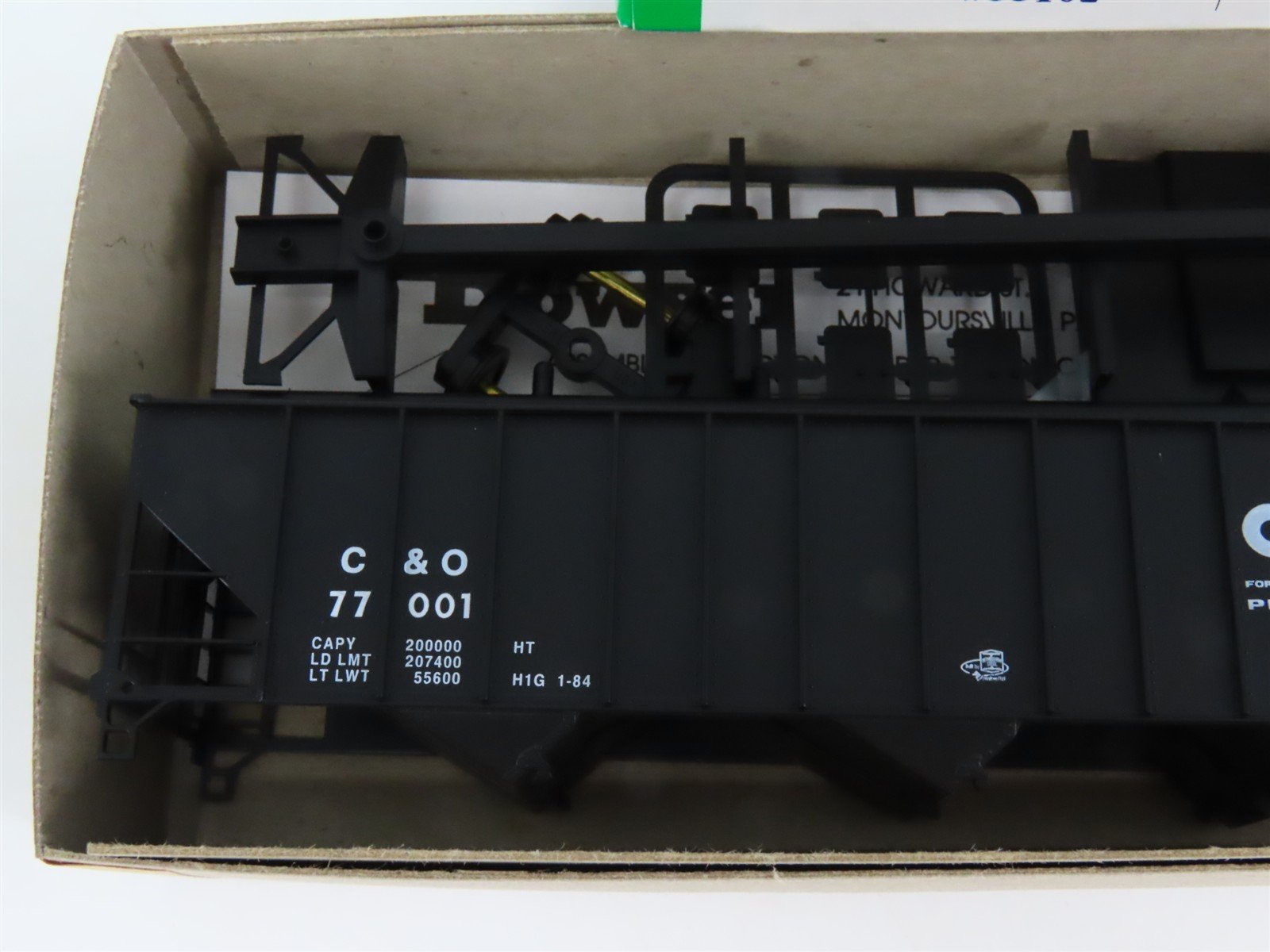 HO Scale Bowser 55102 C&O Chesapeake & Ohio 45' 3-Bay Hopper Car #77001 Kit
