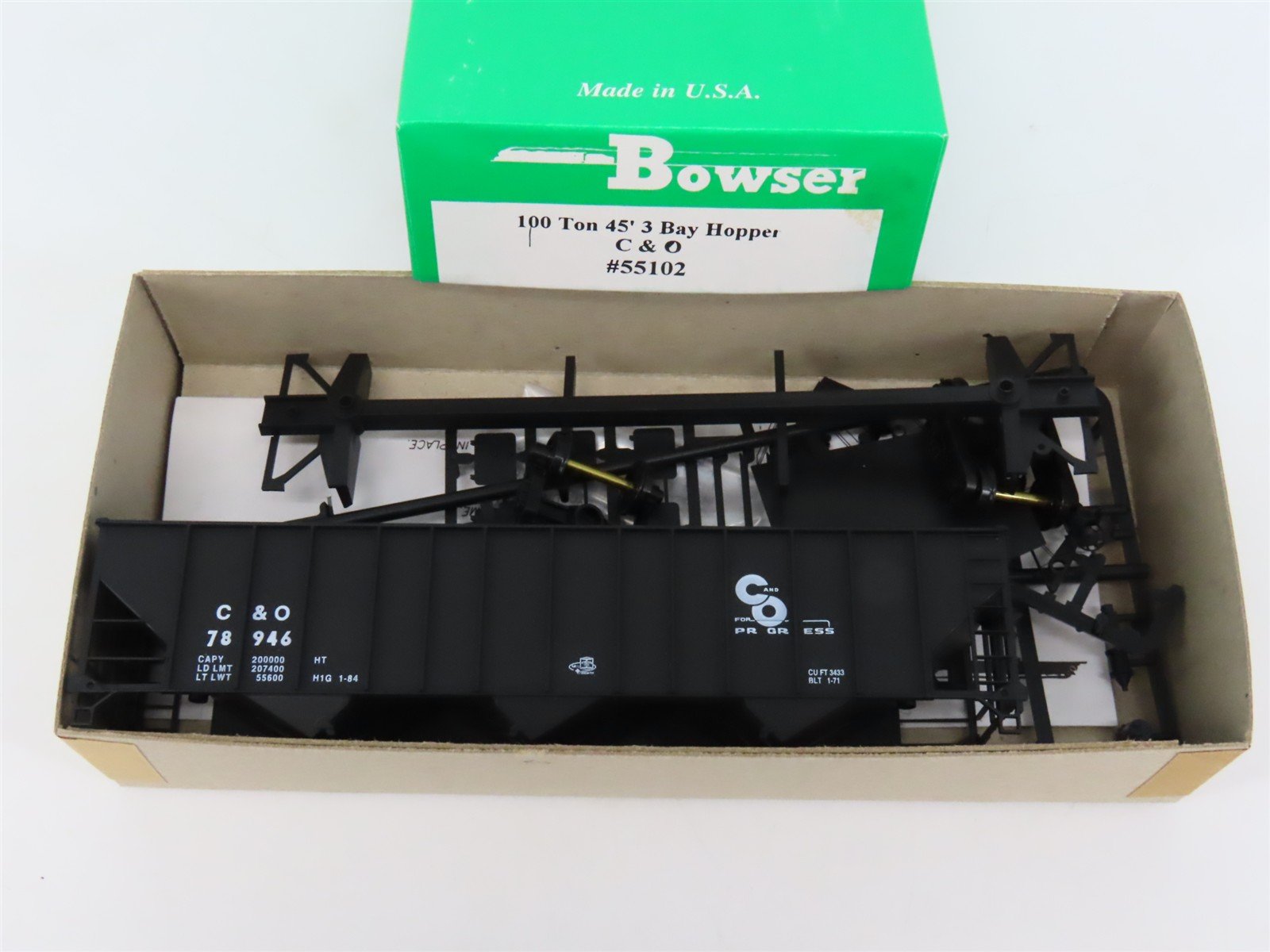 HO Scale Bowser 55102 C&O Chesapeake & Ohio 45' 3-Bay Hopper Car #78946 Kit