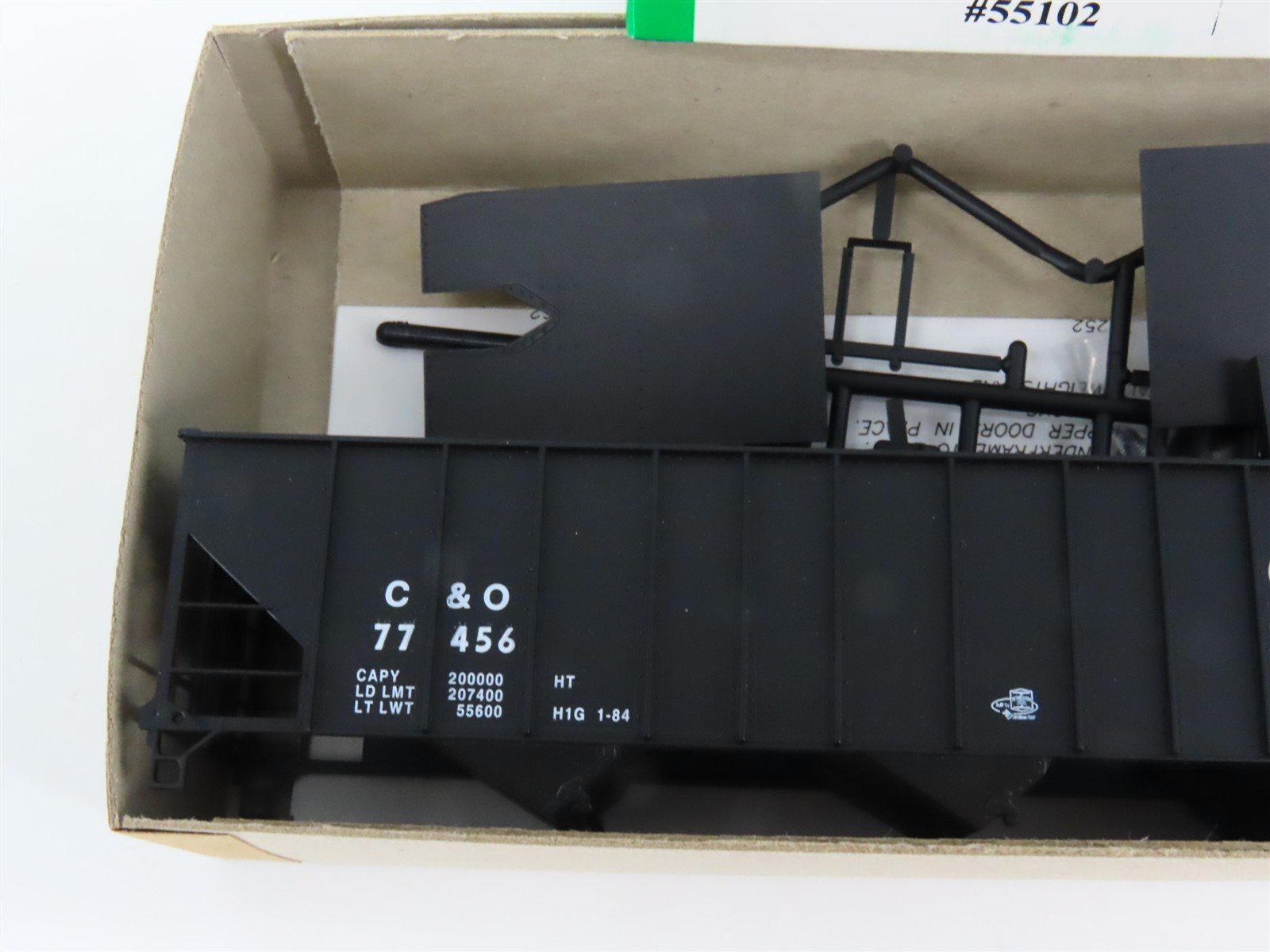 HO Scale Bowser 55102 C&O Chesapeake & Ohio 45' 3-Bay Hopper Car #77456 Kit